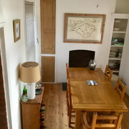 Cozy Coastguard Cottage With Sea Views East Cowes Esterno foto