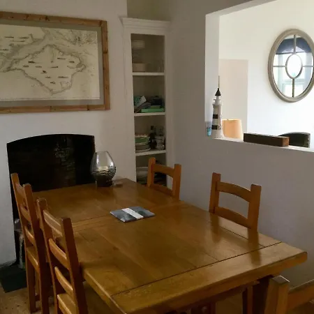 Cozy Coastguard Cottage With Sea Views East Cowes Esterno foto